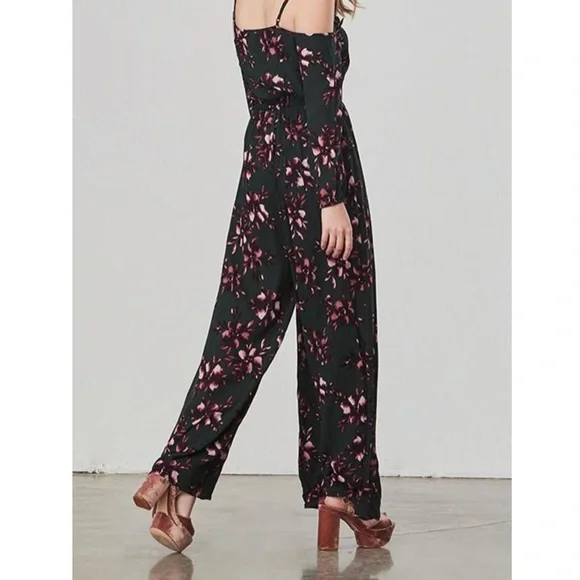 BB Dakota Sadie Floral jumpsuit size xs - Picture 8 of 8